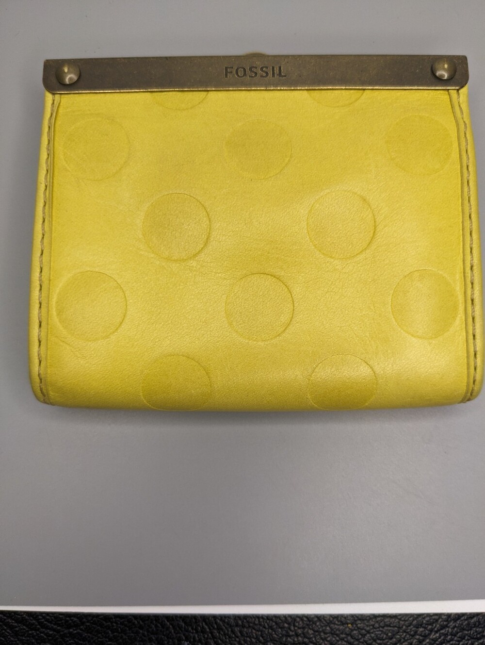 Fossil Yellow Leather Wallet Small Latch Closure Embossed Circle Pattern